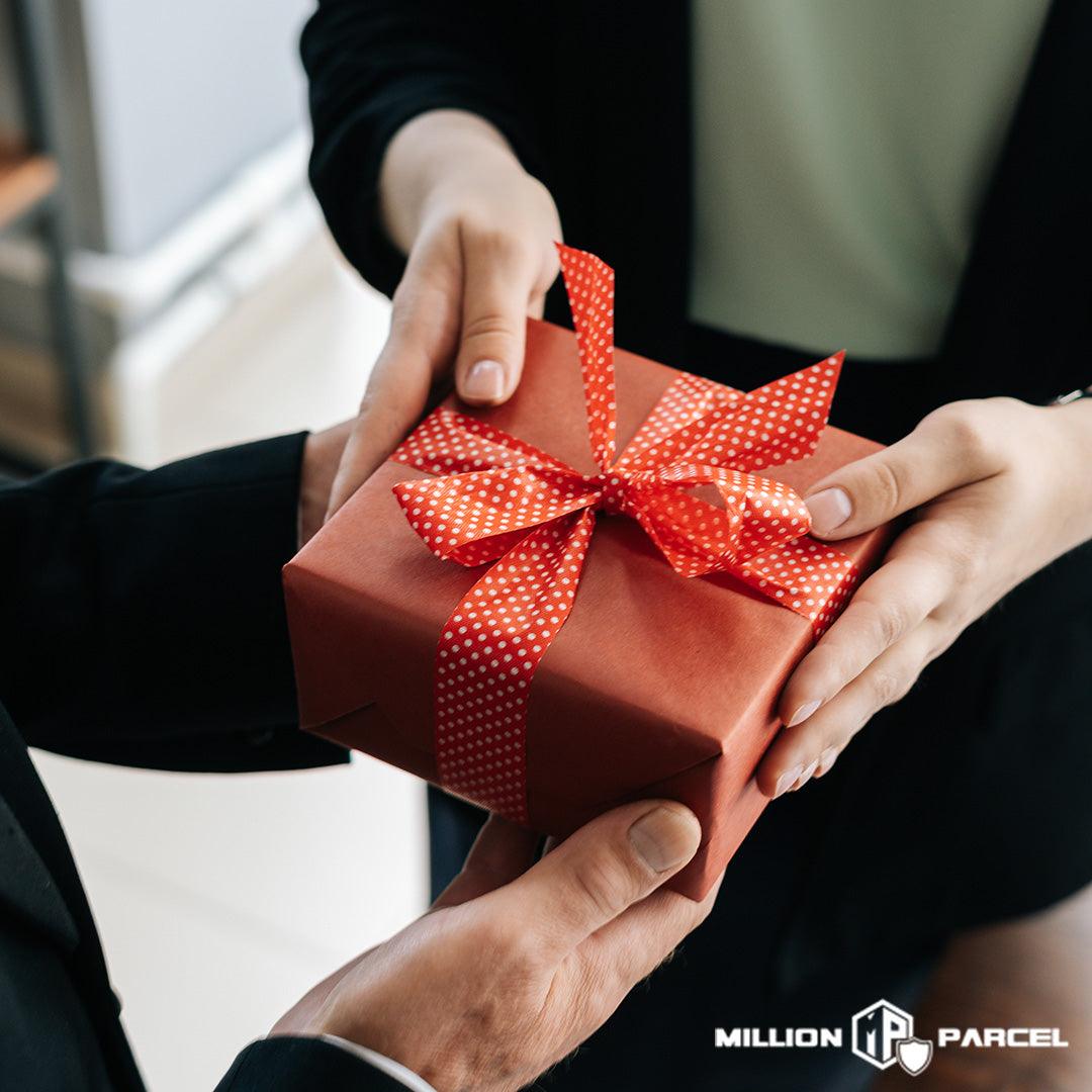 4 Tips for Choosing the Right Gift Box - MillionParcel