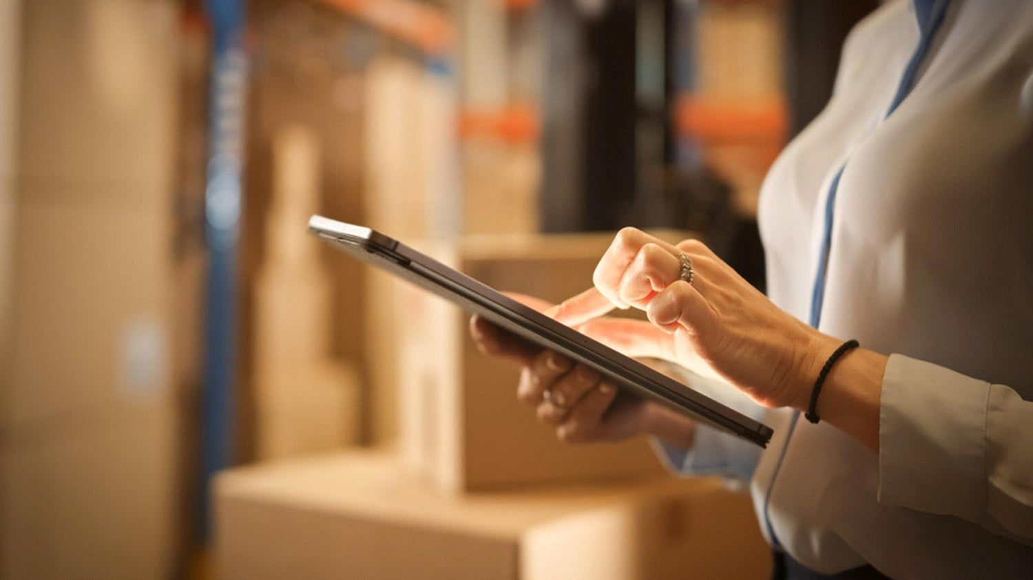 How Much Inventory Should You Carry: Products and Packaging Supplies - MillionParcel